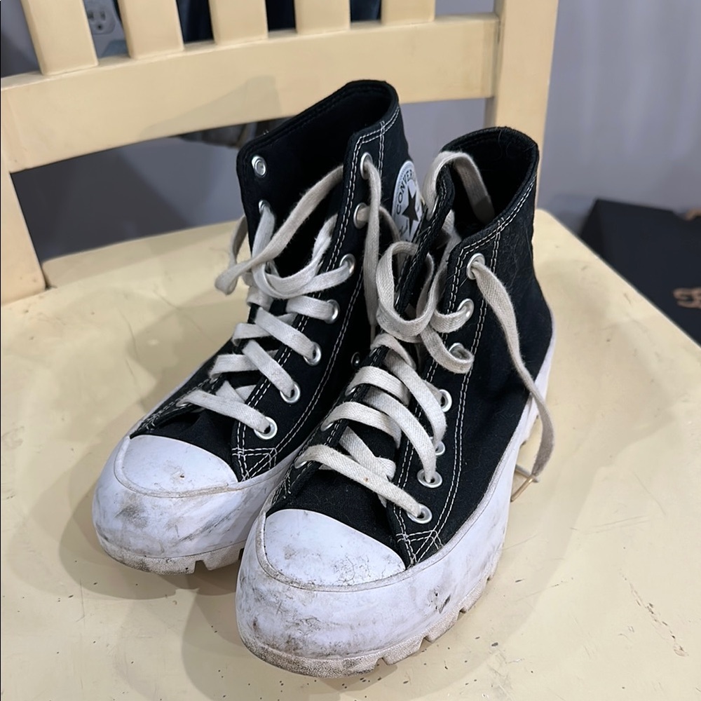Black High- top converse